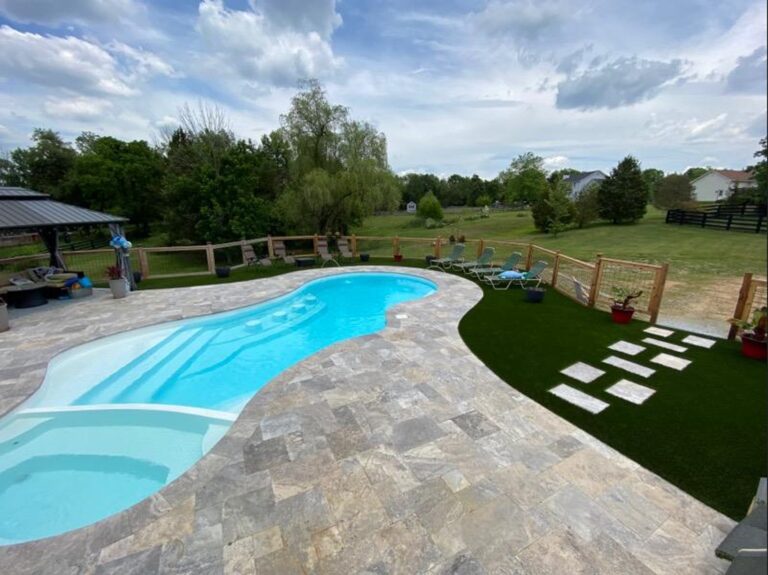 artificial turf around pools and decks